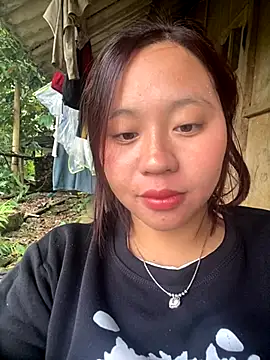 Snapshot of maianhcute chatting on October 29, 8:35 am maianhcute online show from October 29, 8:35 am