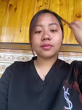 maianhcute online show from April 5, 1:23 am