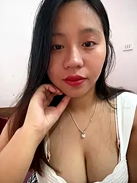 Snapshot of maianhcute chatting on September 13, 12:54 am maianhcute online show from September 13, 12:54 am