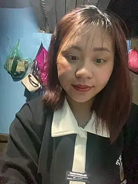 maianhcute online show from February 7, 2:58 pm