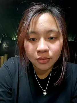 Snapshot of maianhcute chatting on November 27, 8:37 am maianhcute online show from November 27, 8:37 am