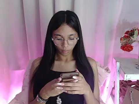 Snapshot of Aiko_shemalexxx chatting on September 23, 3:02 am Aiko shemalexxx online show from September 23, 3:02 am