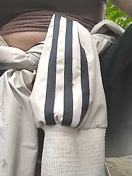 venu00 online show from November 9, 4:27 am