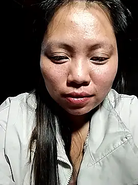 venu00 online show from March 11, 5:23 am