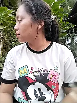 venu00 online show from November 14, 8:29 am