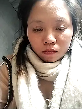 venu00 online show from February 25, 11:32 am