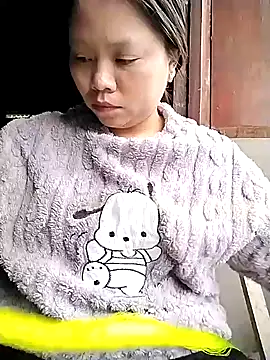 venu00 online show from March 5, 2:52 am