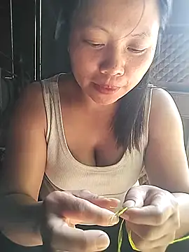 venu00 online show from April 3, 2:51 am