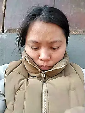 venu00 online show from January 12, 4:30 am