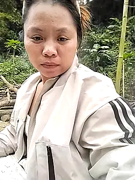 venu00 online show from November 22, 3:49 am