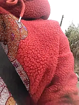 venu00 online show from January 8, 4:29 am