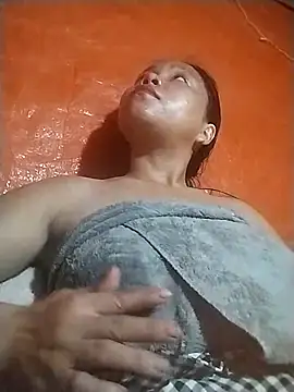 venu00 online show from November 7, 1:48 pm