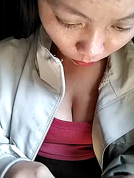 venu00 online show from November 27, 4:24 am