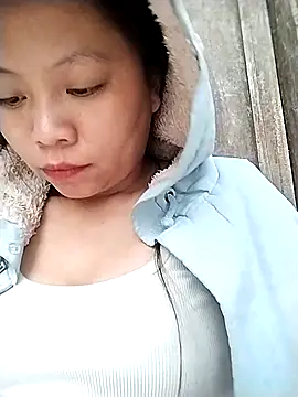 venu00 online show from November 17, 7:23 am