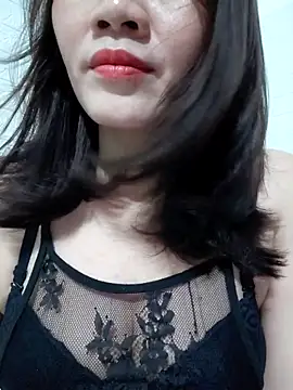 Snapshot of Singlemom69x chatting on May 7, 1:10 am Singlemom69x online show from May 7, 1:10 am