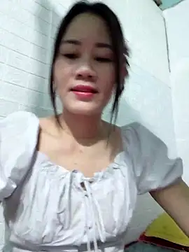 Snapshot of Singlemom69x chatting on September 28, 1:18 pm Singlemom69x online show from September 28, 1:18 pm