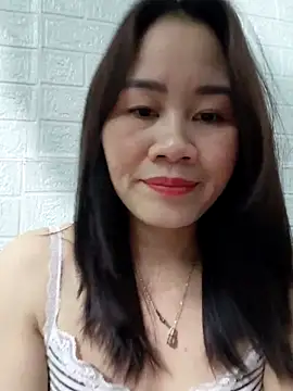 Singlemom69x online show from November 27, 2:39 pm