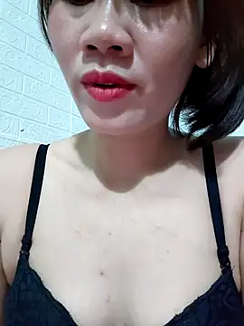 Singlemom69x online show from June 26, 1:33 am