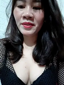 Singlemom69x online show from July 10, 1:49 am