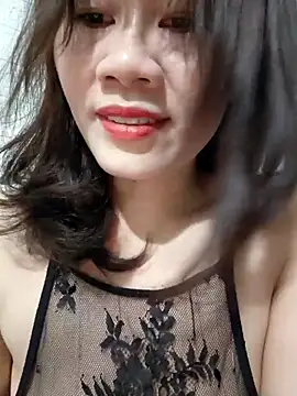 Snapshot of Singlemom69x chatting on May 24, 12:49 pm Singlemom69x online show from May 24, 12:49 pm