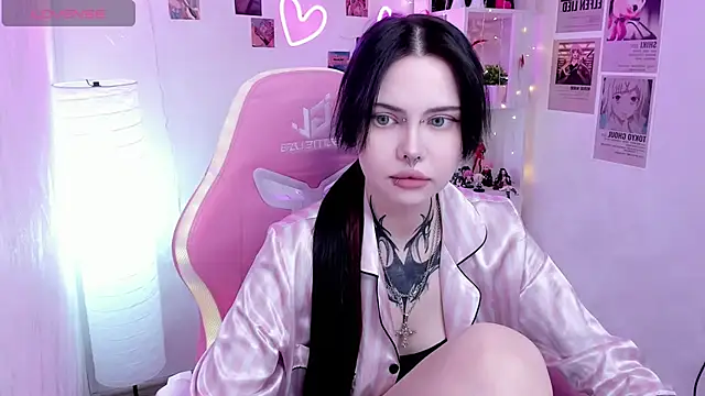 Morana Batt online show from April 10, 2:18 am