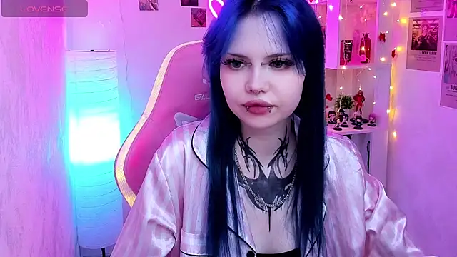 Morana Batt online show from February 12, 2:22 am