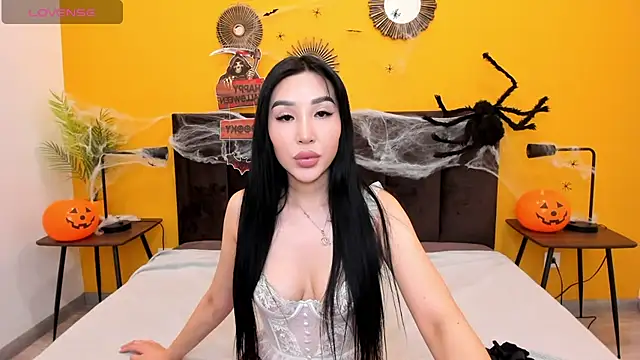 Jennifer Munoz online show from October 29, 1:26 am