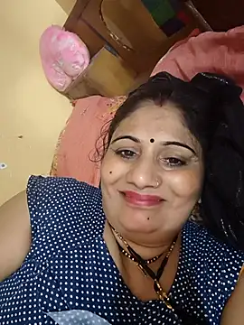 Snapshot of Rakhi99x chatting on October 3, 3:30 am Rakhi99x online show from October 3, 3:30 am