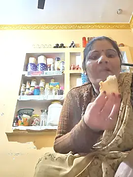 Snapshot of Rakhi99x chatting on November 18, 2:49 am Rakhi99x online show from November 18, 2:49 am