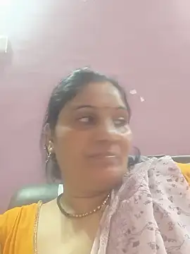 Snapshot of Rakhi99x chatting on May 30, 3:35 am Rakhi99x online show from May 30, 3:35 am