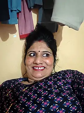 Rakhi99x online show from March 26, 5:33 pm