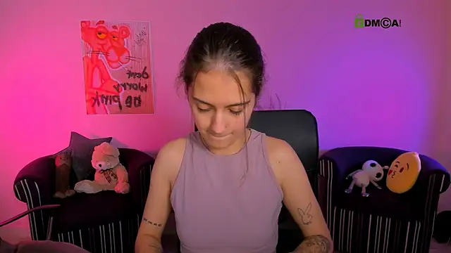 Snapshot of talia_seduce chatting on November 24, 1:33 pm talia seduce online show from November 24, 1:33 pm