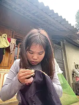 Ngoc-bbi online show from February 17, 5:05 am