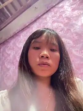 Ngoc-bbi online show from May 1, 2:00 pm