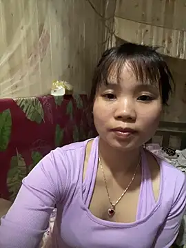 Ngoc-bbi online show from April 5, 2:57 pm