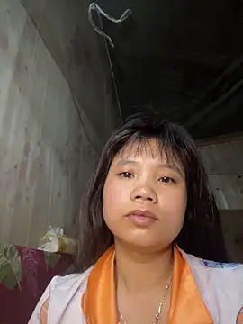 Ngoc-bbi online show from April 6, 11:06 pm