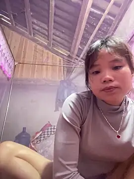 Ngoc-bbi online show from May 12, 4:42 am