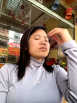Ngoc-bbi online show from September 17, 6:04 am