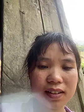 Ngoc-bbi online show from April 6, 5:30 am