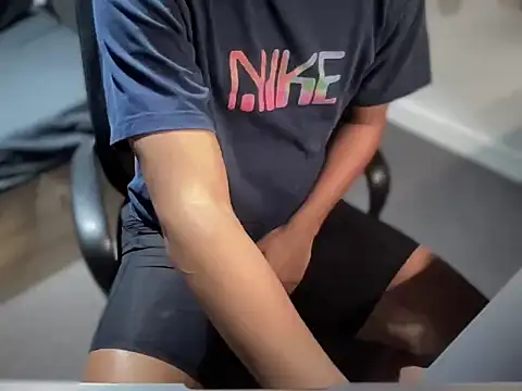 chrisking9916 online show from December 22, 9:59 pm