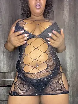 Ebony Warlock  online show from February 19, 7:49 am