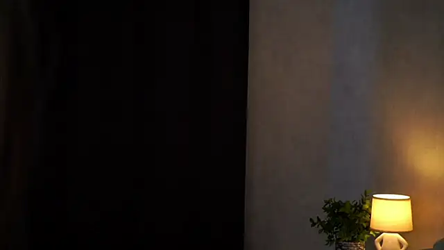 MelaniSeiver online show from June 8, 1:28 am