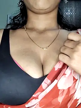 Savita2310 online show from December 4, 6:07 pm