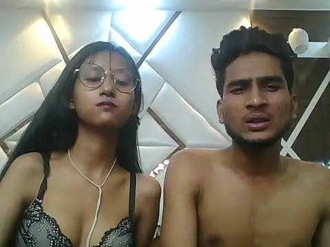 Snapshot of lily_9900 chatting on September 21, 7:52 pm lily 9900 online show from September 21, 7:52 pm