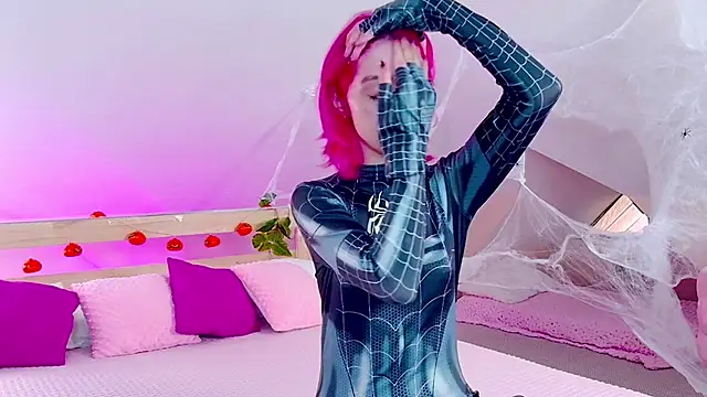 Liann Stark online show from October 30, 7:39 am