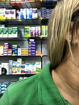 imoly99 online show from October 13, 6:20 pm