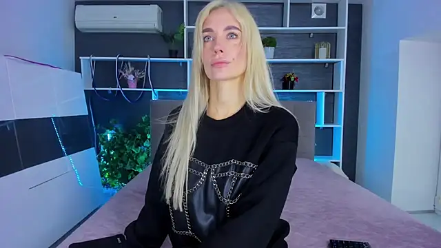 SabrinaSharm online show from February 7, 1:19 pm