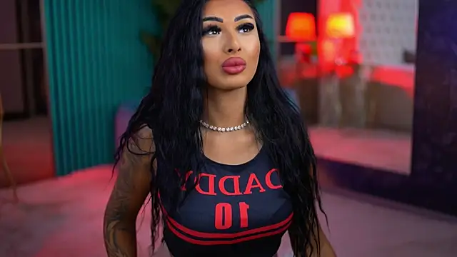 ArabellaPosh online show from October 28, 6:12 am