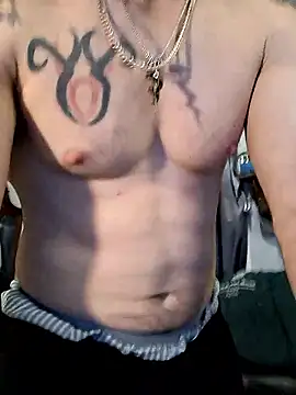 jakestatefarm217 online show from December 17, 4:39 am