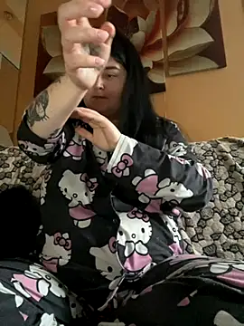 Snapshot of DazzzlingDame chatting on November 29, 7:19 am DazzzlingDame online show from November 29, 7:19 am